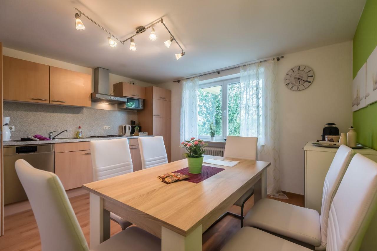 Apartmenthaus Am Erlbach Buch am Erlbach Екстер'єр фото